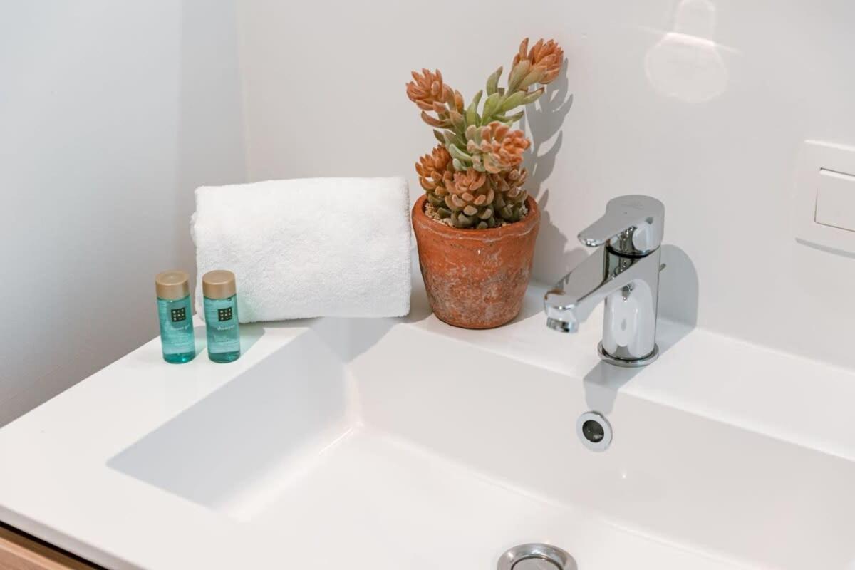 Huswell - Lovely New Apartment At The Harbor + Parking Brugge Ngoại thất bức ảnh