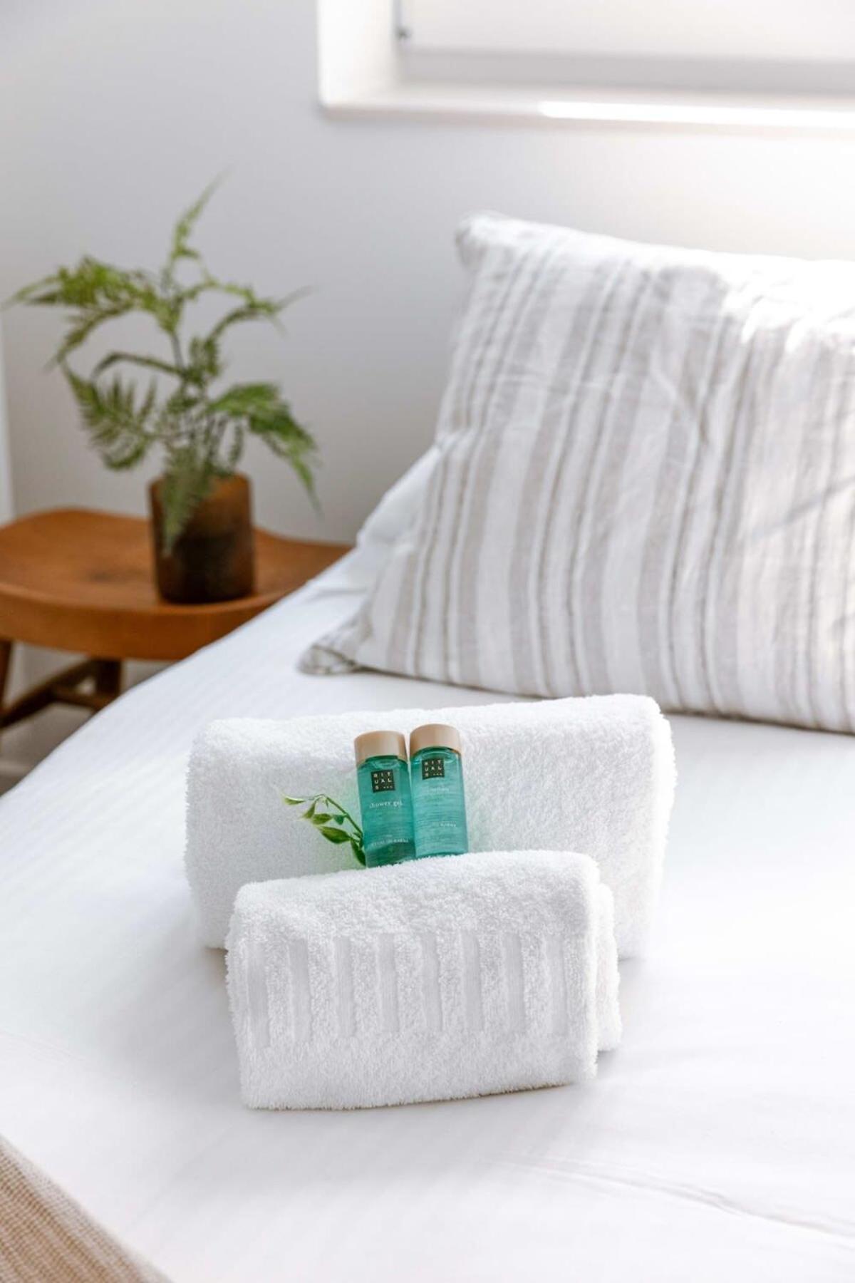 Huswell - Lovely New Apartment At The Harbor + Parking Brugge Ngoại thất bức ảnh